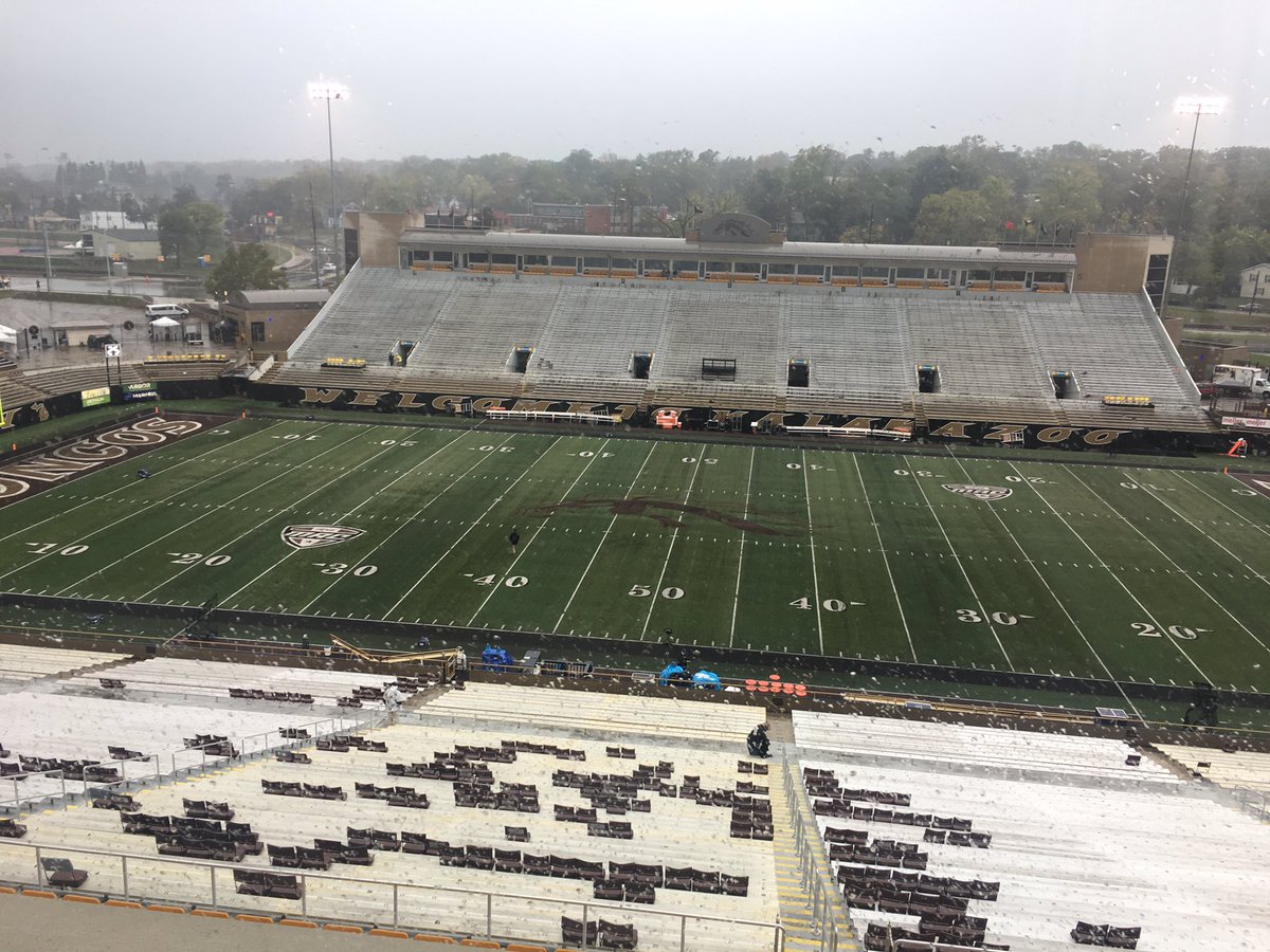What a beautiful site!! Over 1 Million gallons of water pumped off the field last night &amp; today. WMU vs. Akron is a go. 1 PM #LetsRide