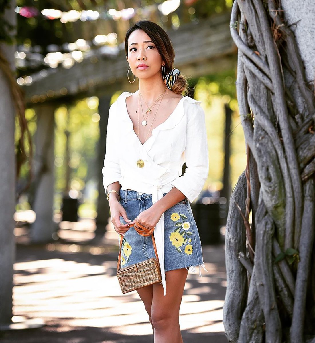 SequinJewelry's tweet photo. Perfect #Sunday #details via @wanderxluxe
Layer your Star Maps: https://t.co/L08uDceKfw
#astrologyjewelry #delicatelayers #SundayStyle https://t.co/7DBTI8foEs