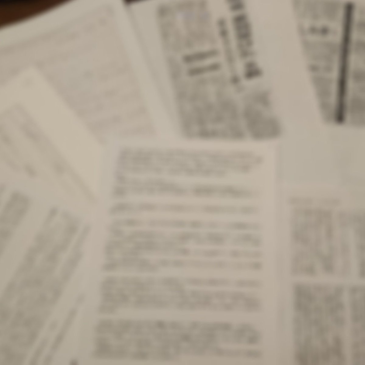 masarin1124's tweet photo. 明日は言語聴覚士養成校の授業で講義。まとめた文章、２万４千字強❗自分で書いた文章以外にも、先生に頼まれて私が読み上げるものが、さらに原稿用紙８枚分💦
配布資料は、１人あたり１９枚ずつ。

吃音の臨床家を目指す学生さんが増えるといいな。

持ち時間90分、頑張ってきまーす❗ https://t.co/bq5r94gol8