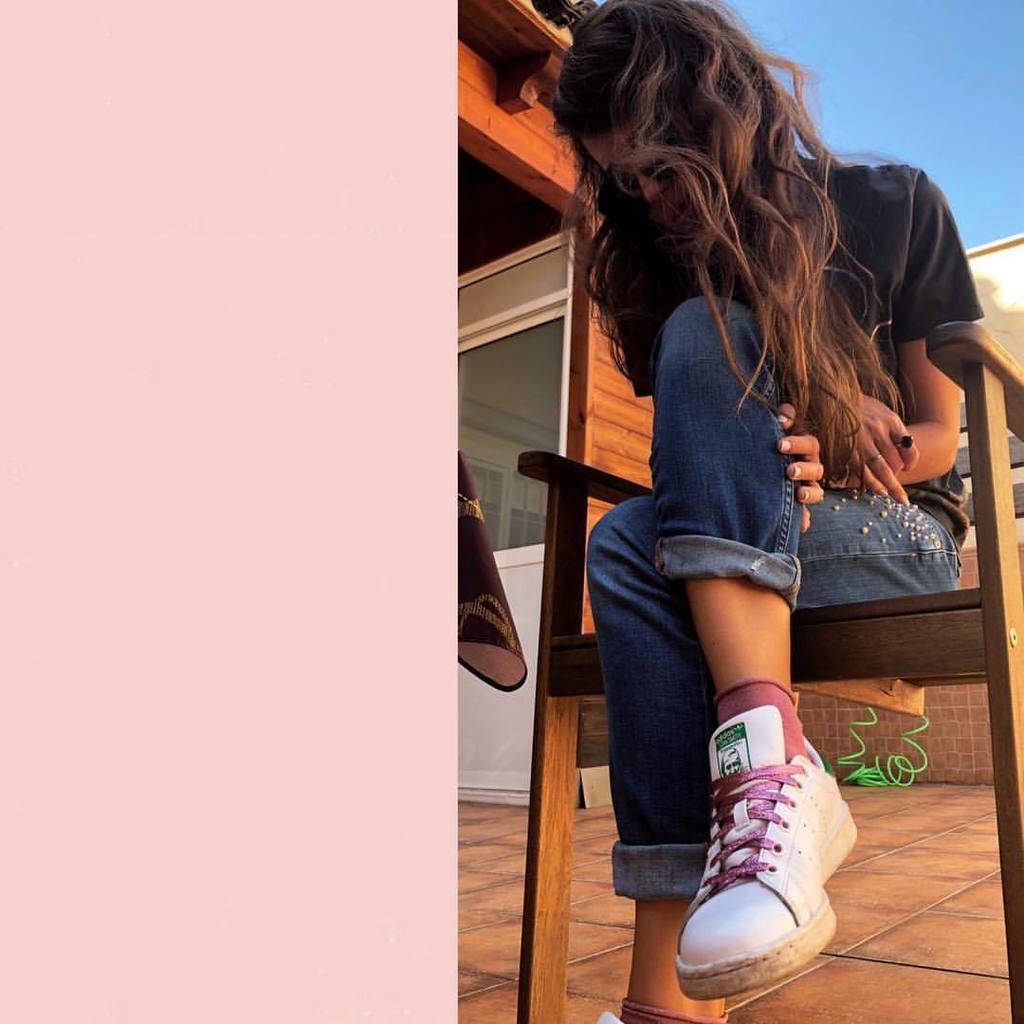 rocioconesa's tweet photo. 👸🏽 Stan Smith Customized
#tumblrgirl #tumblr #happy #pinkisnotenough https://t.co/DmrVI2cQBx https://t.co/qfbQkPnZii