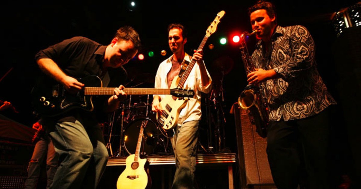 HOBMB's tweet photo. Crash into a deal on tix to see Dave Matthews Band Tribute (@thedmtb) on Friday, 11/10 - just $7.50! Groupon: https://t.co/Dy9p3cDzKo https://t.co/91ZiuIdwk4