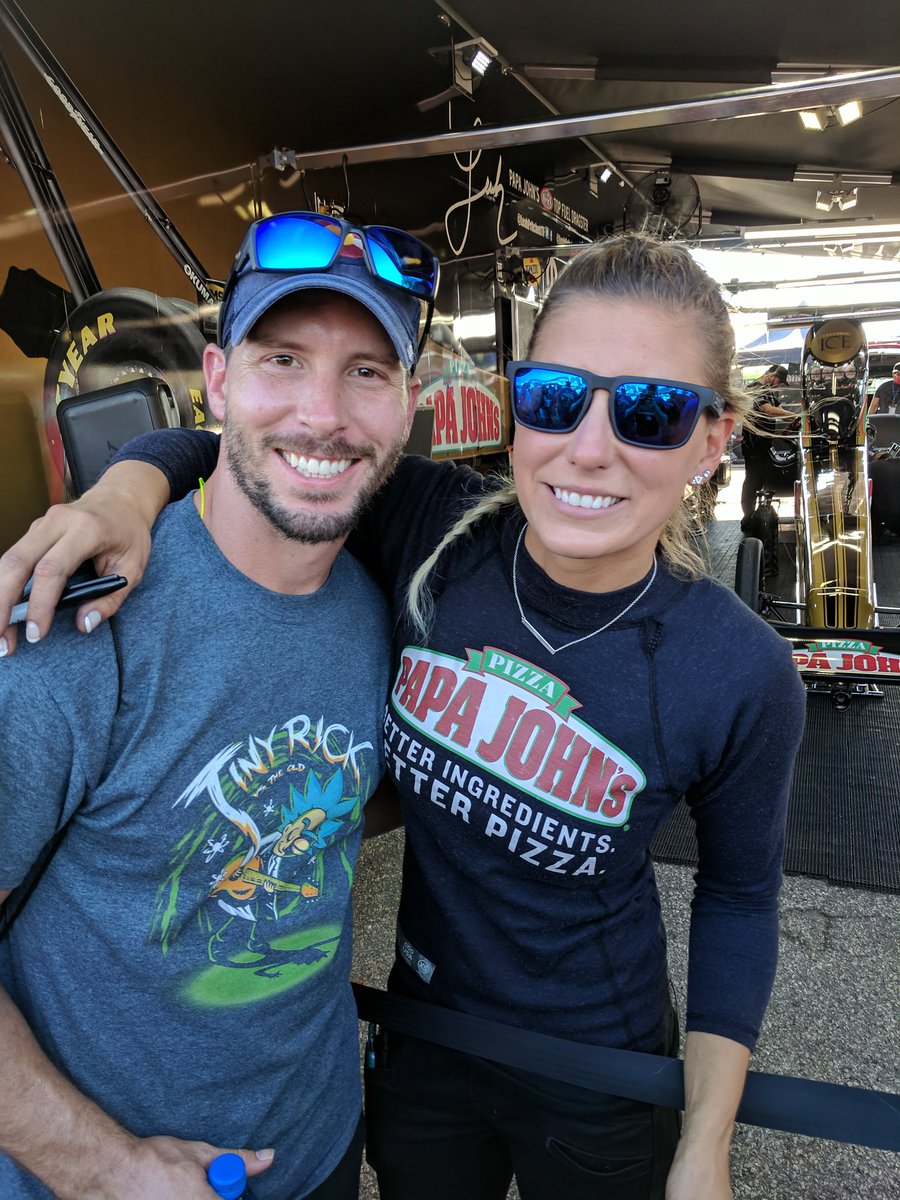CaprockBC's tweet photo. At the @txmplex Fall Nationals with @LeahPritchettTF #NHRA #FoxSports #papajohns #melloyello https://t.co/PUPpR8WnWV