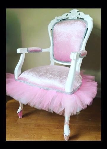 dementiaaust's tweet photo. 2017 Dementia Dignity Quiz - Pick the odd one out. Time to give respect to our older persons and people with Dementia. #bantheprincesschair https://t.co/ZkjP6o6B1A
