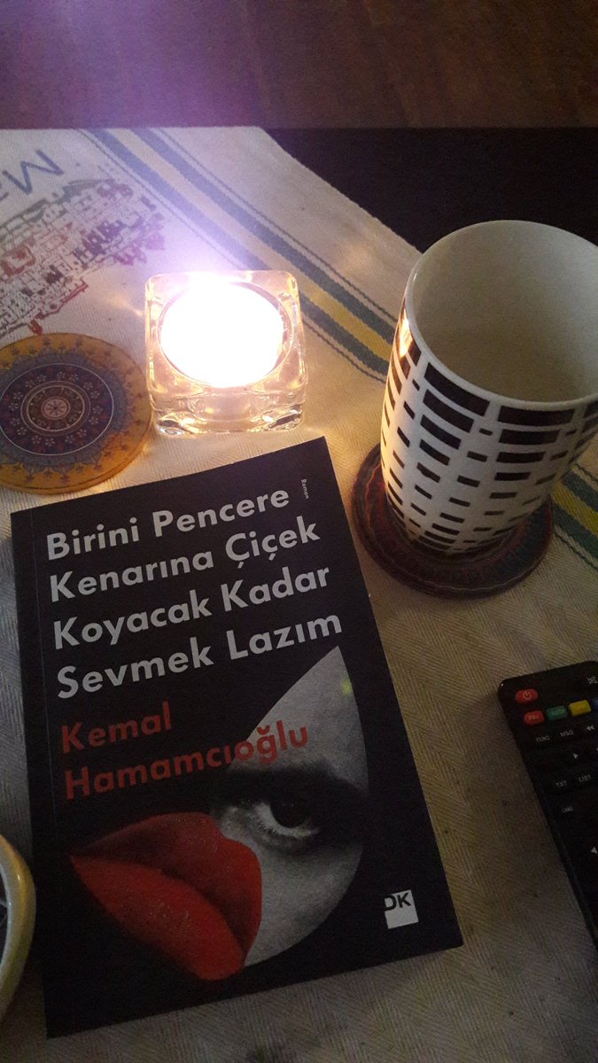 istanbula gelince ilk işim bu kitabı bulmak oldu #kemalhamamcioglu #birinipencerekenarinacicekkoyacakkadarsevmeklazim