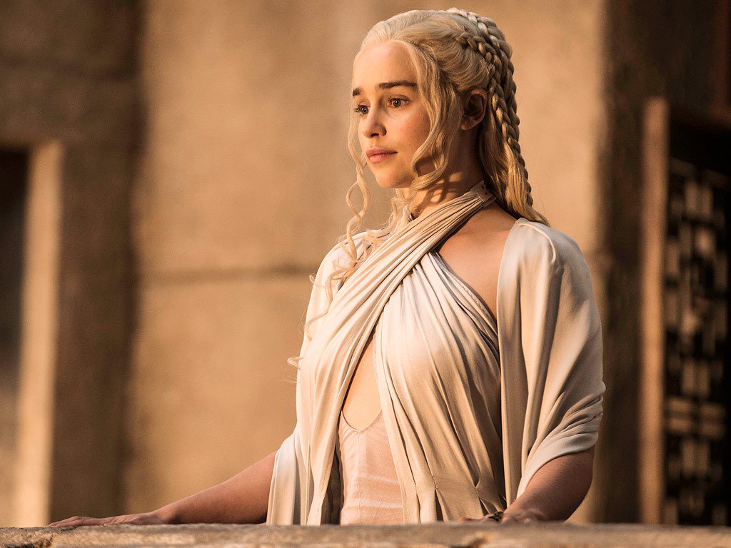 SincereDany's tweet image. So, your Queen has 50 followers to reach another hundred. Shall you join my Twitteros?
P.S. Read,follow,enjoy. 
#GameOfthrones #GoT