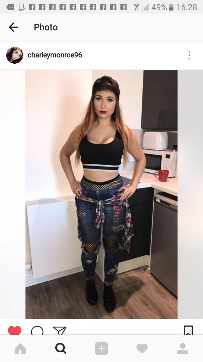 Our gorgeous <a href="/CharleyMonroe96/">CHARLEY MONROE MUSIC</a>. #singersongwriter #band #music #university