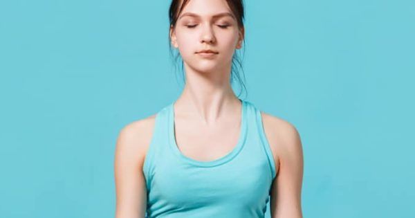 MindfulOnline's tweet photo. Returning to the breath, again and again, when the mind has wandered—that's awareness. A 5-minute breathing practice https://t.co/YBxMFrGaa4 https://t.co/lpqO8H2Zoh