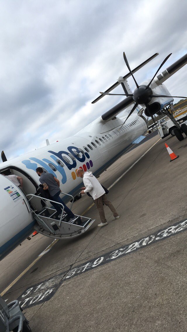 HollieJo_Ann's tweet photo. After a very squashed flight, i have touched down safely in Brussels. Let the conference planning commence #FlorenceNetwork #UoN #Midwifery https://t.co/qij9z0WtCF