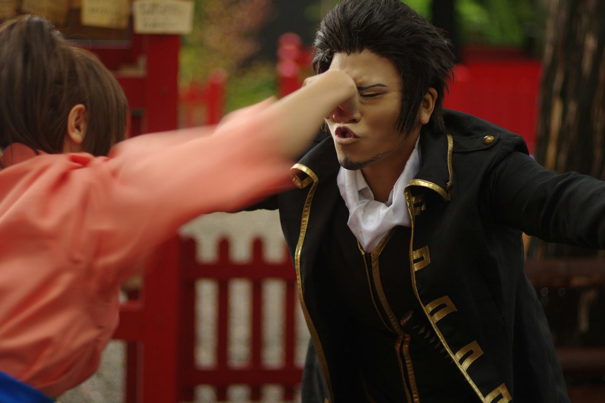 MilkShake06's tweet photo. コスプレ
[銀魂/近藤勲＆志村妙]

「しいていうなら追跡者です。愛の」

photoサトーさん https://t.co/dTipXC3Uwj