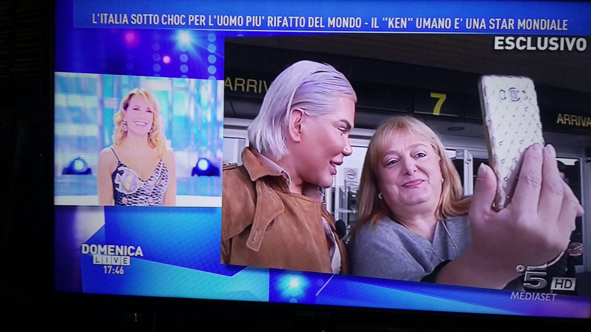 Nate_8816's tweet photo. Madò che orrore!!!!! #domenicalive #humanken https://t.co/bHAM0z4DVm