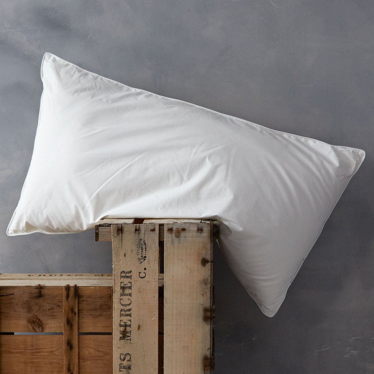 SoakandSleep's tweet photo. Fancy upgrading your pillows. Try our wool pillows, made from 100% pure Australian Wool #onewool https://t.co/BBEcoHWRaP #woolweek https://t.co/hs1KAeIJYK