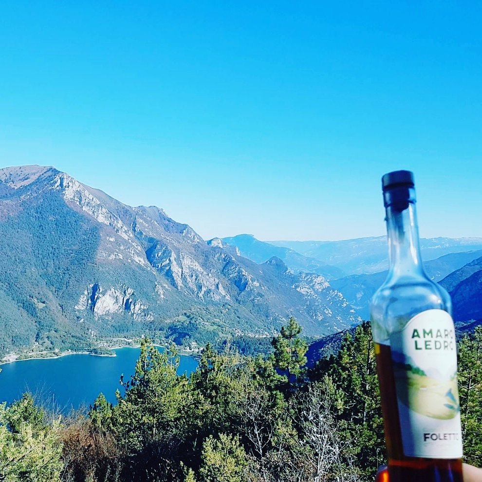 liquorifoletto's tweet photo. Anche a 1900metri sulle #dolomiti il principe del dopo pranzo è #amaroledro 
#foletto #dal1850 #botanichedautore #bitteralpino #vallediledro https://t.co/B2KQg20o6o