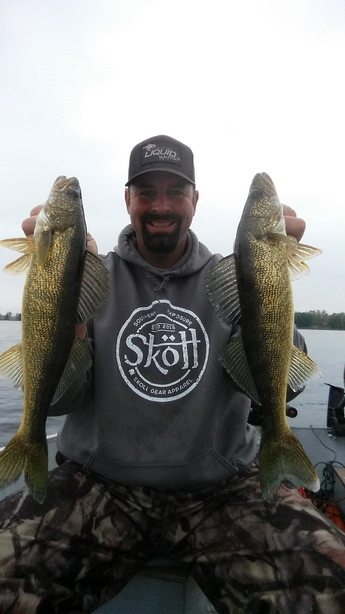ChadRiopelle's tweet photo. Great morning yesterday fishing walleye and bass! Having a great October! #skollgear #rulethewater #smartbaits #liquidmayhem https://t.co/OSkJ2waezz