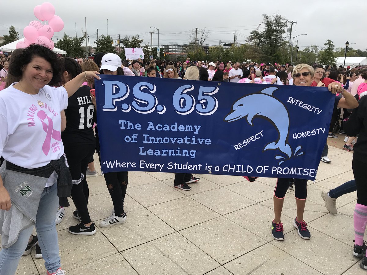 si_uft's tweet photo. Representing!!!! @UFT @SSherylyn https://t.co/S8jjLET5VO
