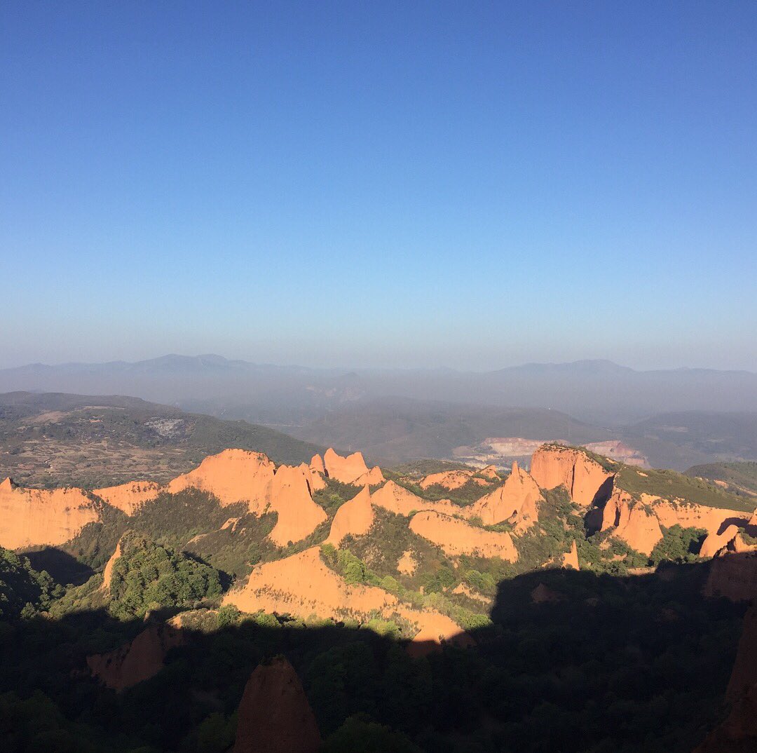 bisectriz1971's tweet image. Estupendo finde en Astorga, Villafranca del Bierzo, Las Medulas...Perfecto para pasear en un entorno natural muy bonito #excursionesconniños