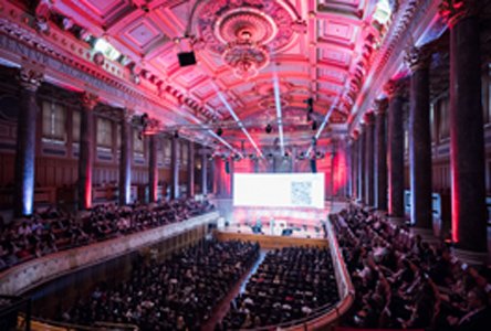 EVCenturion's tweet photo. #EngelVoelkers #licensepartners, #agents and #assistents: the #EVDay2017 in #Wiesbaden: https://t.co/DykhJIYqwc https://t.co/p4wSxvjEQp