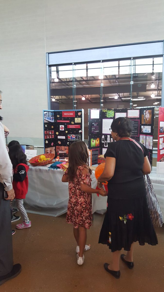 LajnaCalgary's tweet photo. Ahmadiyya Muslim kids singing National anthem at @VivoYourLife on #Abdays . Wonderful event with different fun & educational stalls #yyc https://t.co/MhmofYeP9G