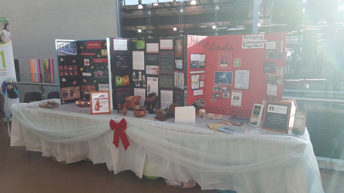LajnaCalgary's tweet photo. Ahmadiyya Muslim kids singing National anthem at @VivoYourLife on #Abdays . Wonderful event with different fun & educational stalls #yyc https://t.co/MhmofYeP9G