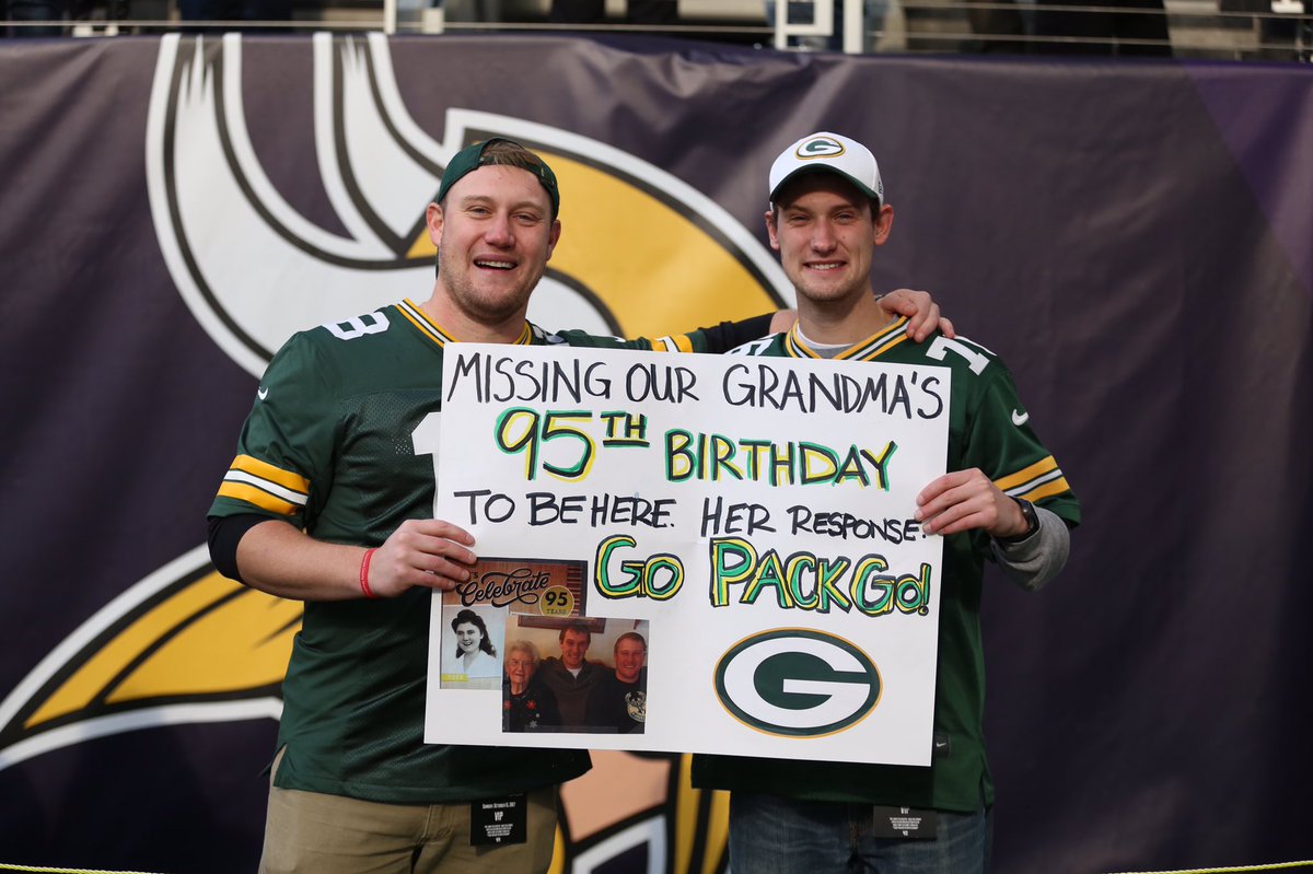 packers's tweet image. Best. Grandma. Ever. 

#GBvsMIN #GoPackGo
