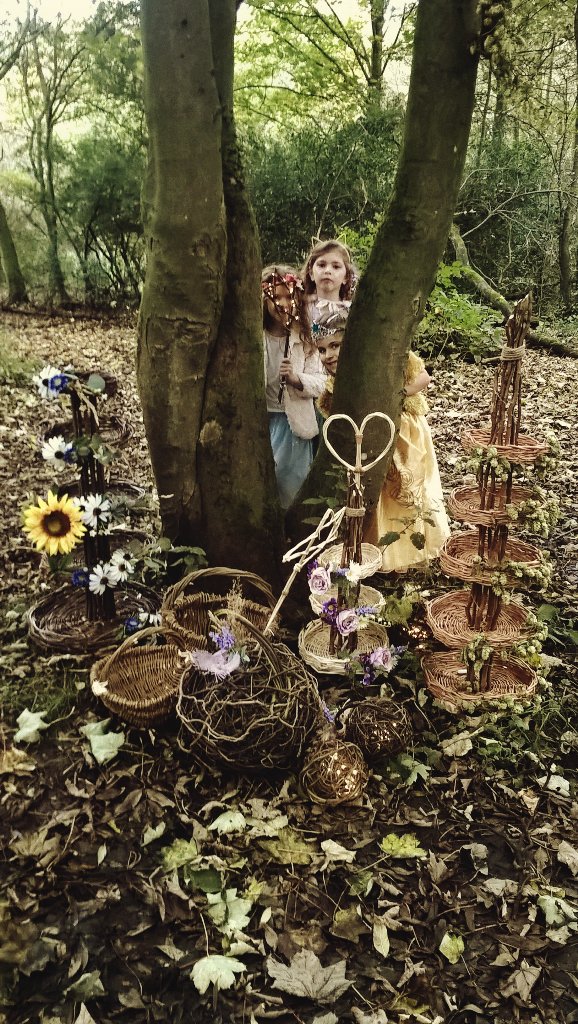 joyladds's tweet photo. Woodland elves+fairies with #willow lanterns, cake stands+baskets #rusticweddings alternative #bridesmaid https://t.co/Udrq3NPJVt