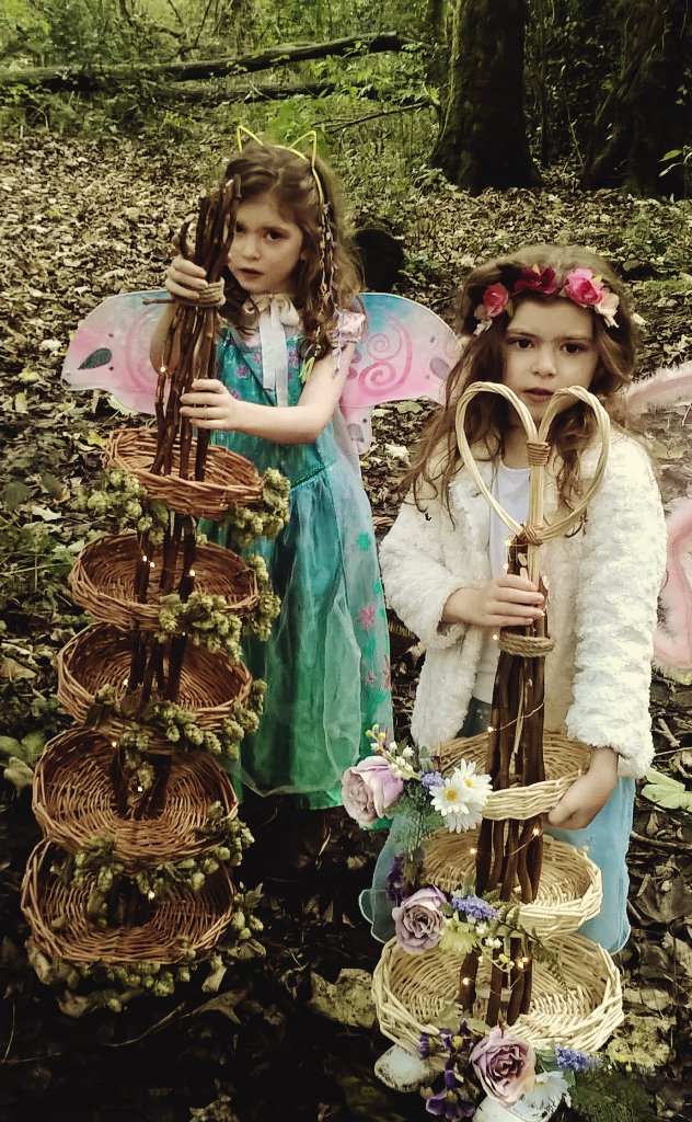 joyladds's tweet photo. Woodland elves+fairies with #willow lanterns, cake stands+baskets #rusticweddings alternative #bridesmaid https://t.co/Udrq3NPJVt