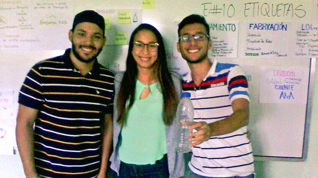 #MomentoCEUJAP <a href="/ceujap/">CEA Internacional</a> #GciadeProducción cadena de suministros junto al Prof <a href="/elias_azuz/">Elías N. Azuz G.</a> Ojeda Aponte y Serrano con Envases Venezuela