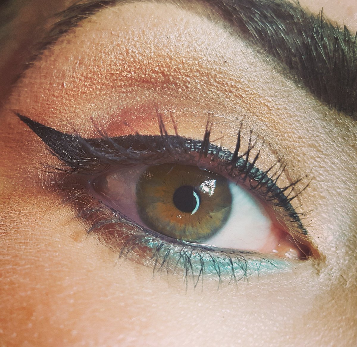 Tashweeny's tweet photo. #makeupfun #practicemakeup #nyxdolleyemascara #nyxmatteliquidliner #nyxcosmetics #eyes https://t.co/bdmKiBVjYE