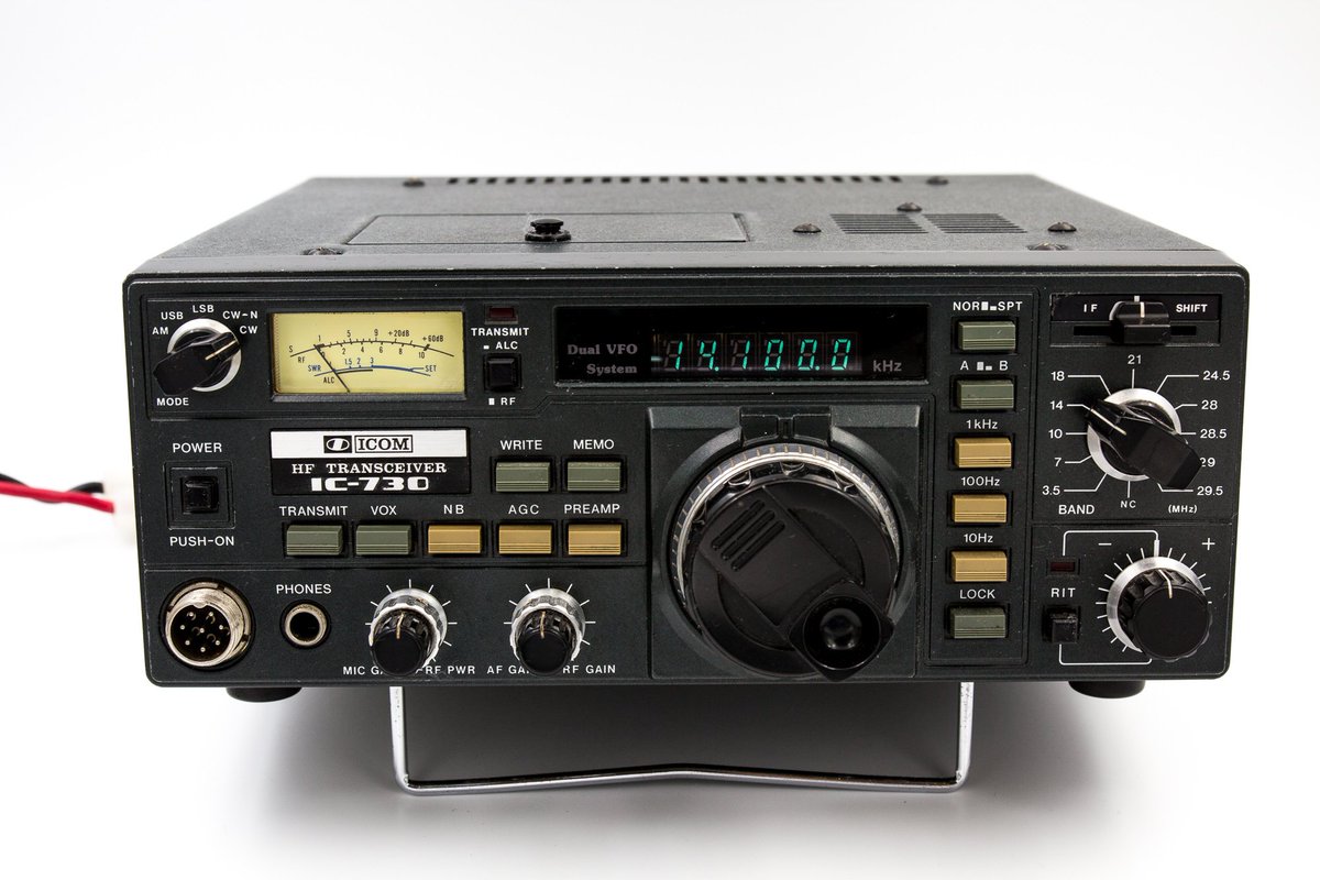 dl1kjb's tweet photo. The used #IC730 from #ICOM was my first TRX. The IF shift option  is powerful at this radio. #hamradio #AmateurRadio https://t.co/CgLrL7BVVN