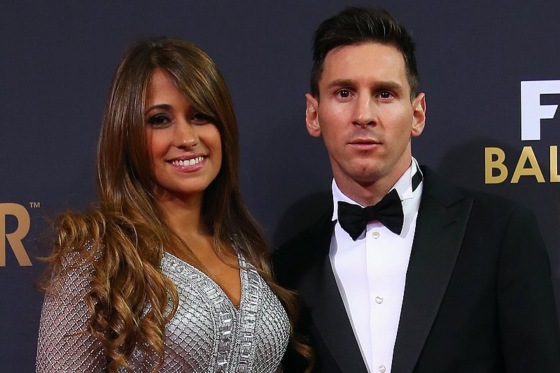 Twitter 上的 超ワールドサッカー 幸せニュース メッシ プライベートでもハットトリック達成 メッシ夫妻が第3子妊娠を発表 T Co 1b9weuivi6 メッシとアントネラさんは チアゴ君 マテオ君という 2人の息子をもうけている 今回の第3子妊娠によって