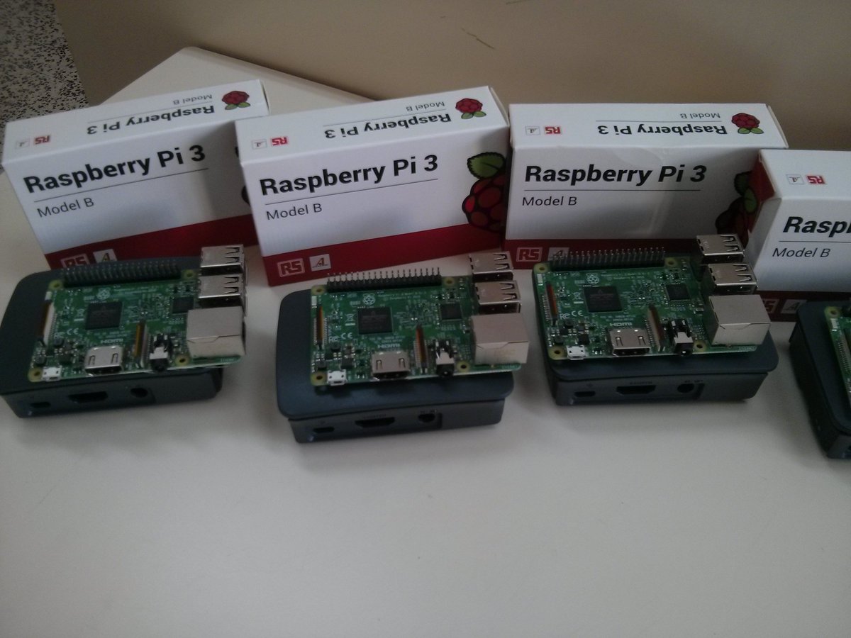 csraspberryjam's tweet photo. Queda menos de una semana para el evento 😀
Y estamos con los preparativos finales...
#EuCodeWeek, #Google ,#codeEU17,@googleeurope https://t.co/zswLHV398r