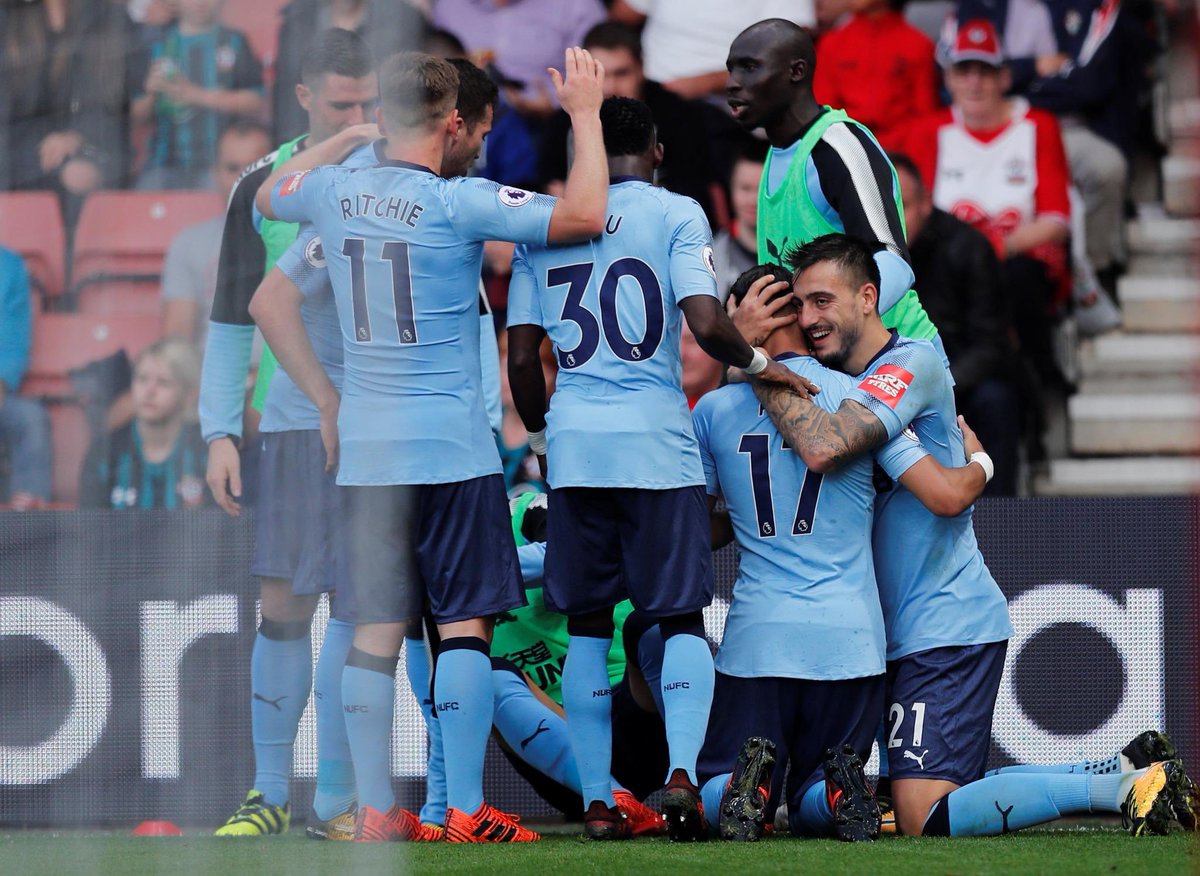 NUFCMedia's tweet photo. UNITED. #NUFC https://t.co/F7vDgYBAbd