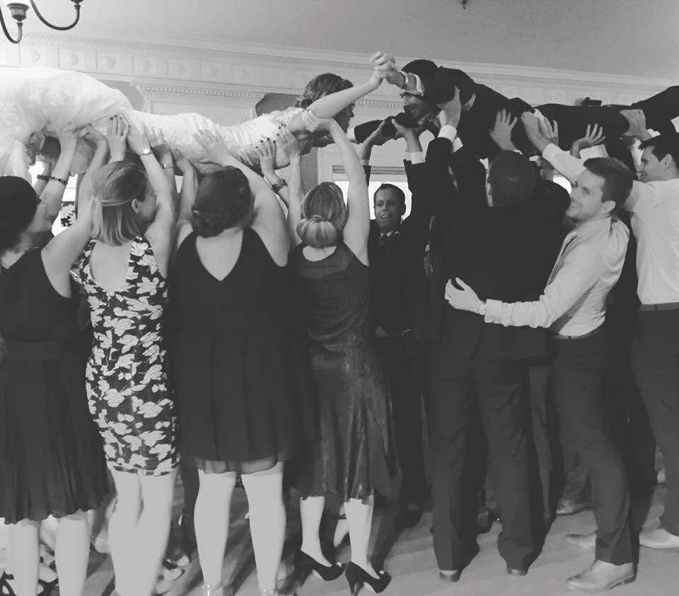 crowleyjohnp's tweet photo. Cheers to @NickyByrne @seamusdromey for the video shoutout yesterday for our wedding!! #flyingwithoutwings https://t.co/6T7P30PBaS