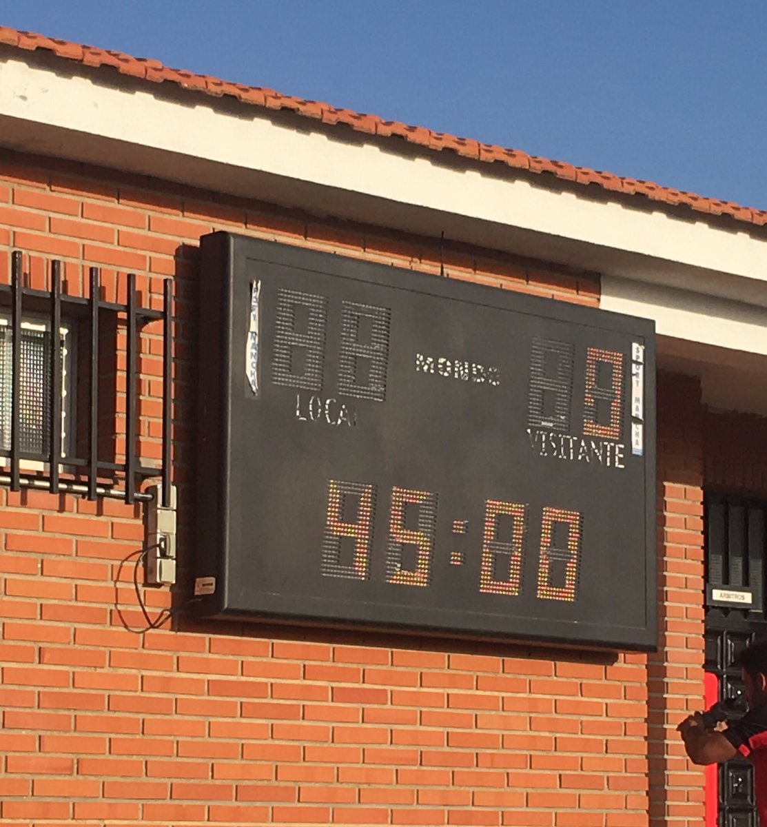 CFANVR's tweet photo. 0-0 al descanso. Ni el marcador cree en nosotros. https://t.co/dvekLitSar