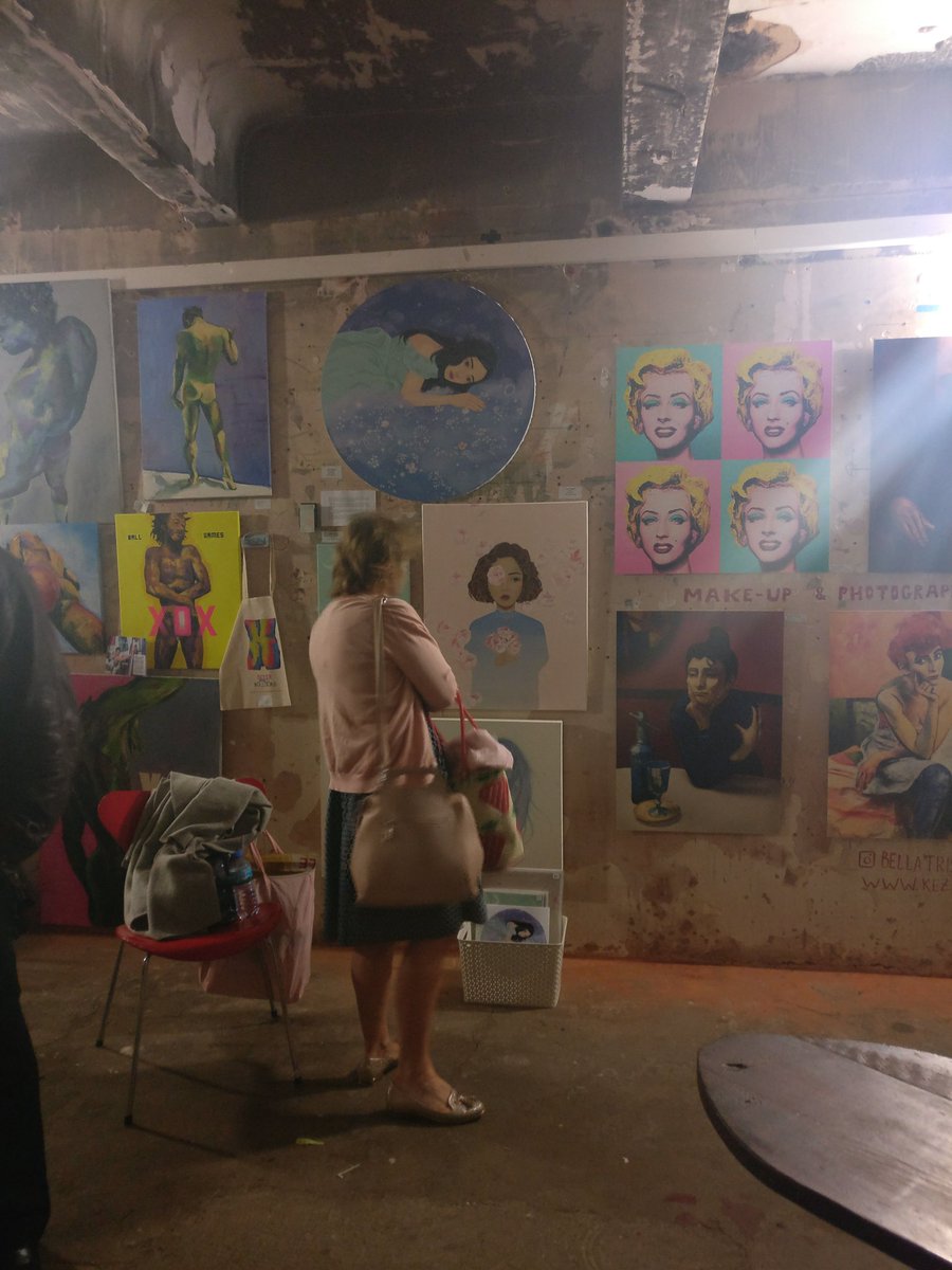 deermika's tweet photo. Last day at #tribe17 @OxoTowerWharf 

#art #artist #london #Londonartist  #chromart #oilpainting https://t.co/pEbWxyisQe