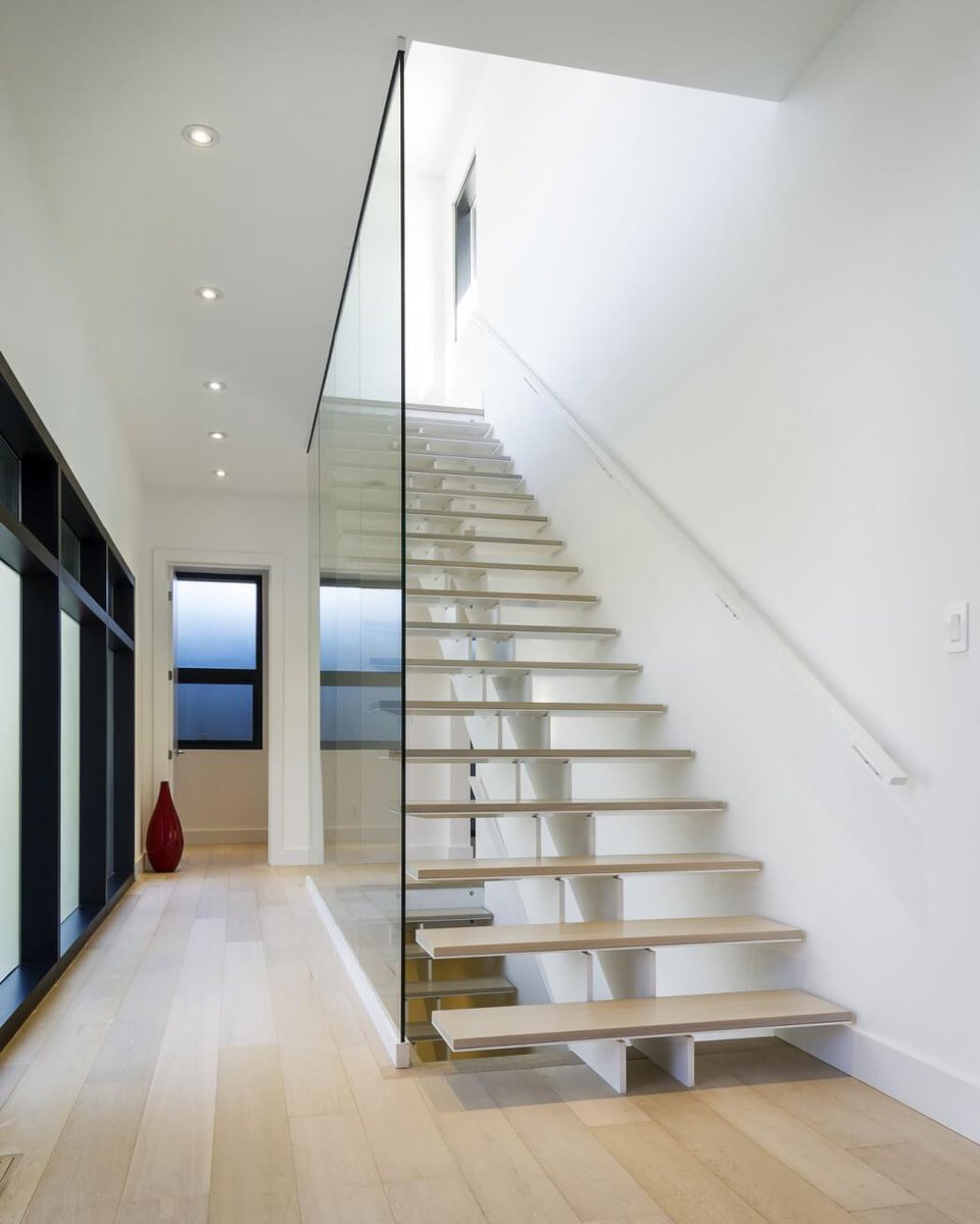 alexrahe1's tweet photo. Do you think you'd ever design your home with features like this? #architecture #modernd... https://t.co/PjKJUX37Nz https://t.co/ZheodcP3no