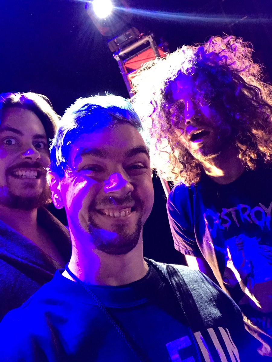 Jacksepticeye's tweet photo. The boys are ready! https://t.co/5aVJGNhSJq
