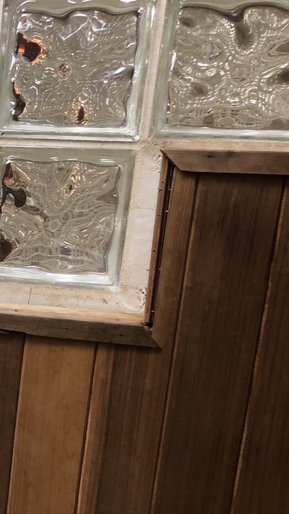 OldManCock's tweet photo. @lifetimefitness Hello the issue is still unfixed ..still exposed nails .. please remedy this ASAP Your GM at Syosset doesn’t seem to care https://t.co/gDqs1iK6rh