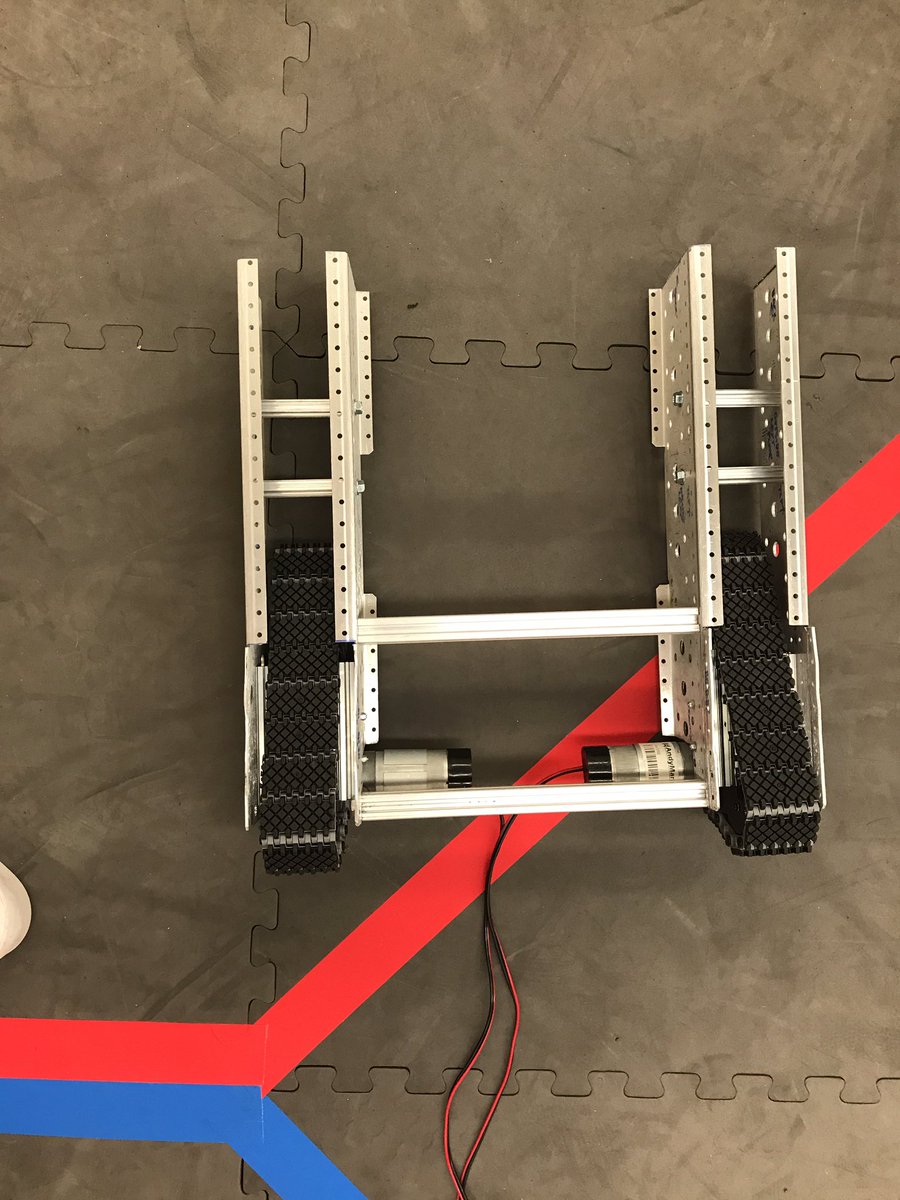 pacificrobotics's tweet image. Squared up the chassis. Next Omni wheels on back and mount subassemblies. #omgrobots @andymarkinc @Actobotics @REVrobotics and Lynx used