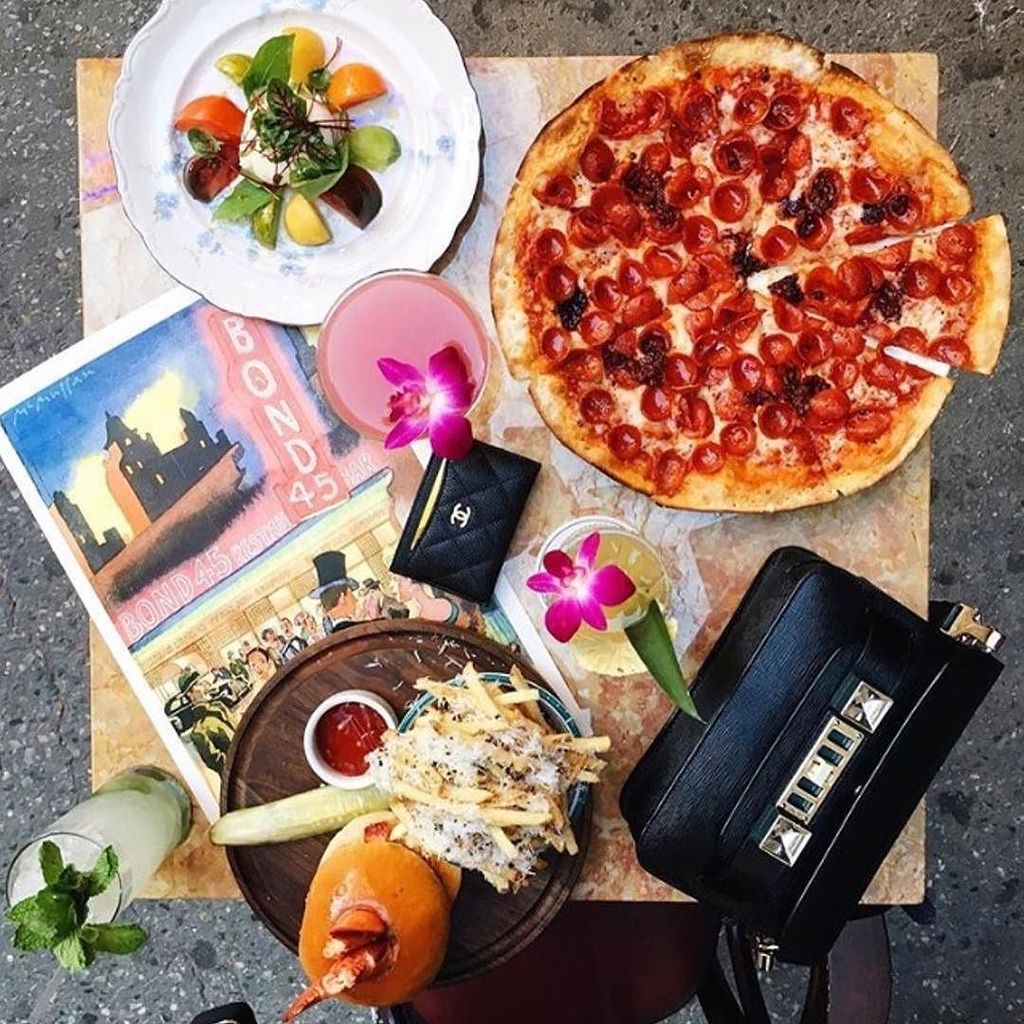 Brunch goals #regram <a href="/missyanacherie/">Yana</a> #TimesSquare #NYC #ItalianFoodPorn