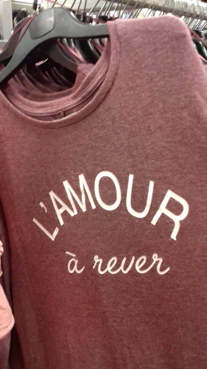 Frenchchris73's tweet photo. This weekend's findings.... ๐๐๐#checkspellings #checkgrammar #stopgoogletranslate https://t.co/pouhTaFyqe