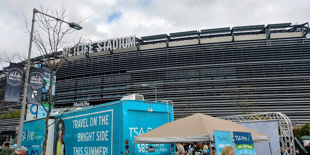 It's a great day for football and to sign up for TSA Precheck at the <a href="/identogo/">IdentoGO by IDEMIA</a> mobile enrollment center. #MetlifeStadium #Patriots #nyjets