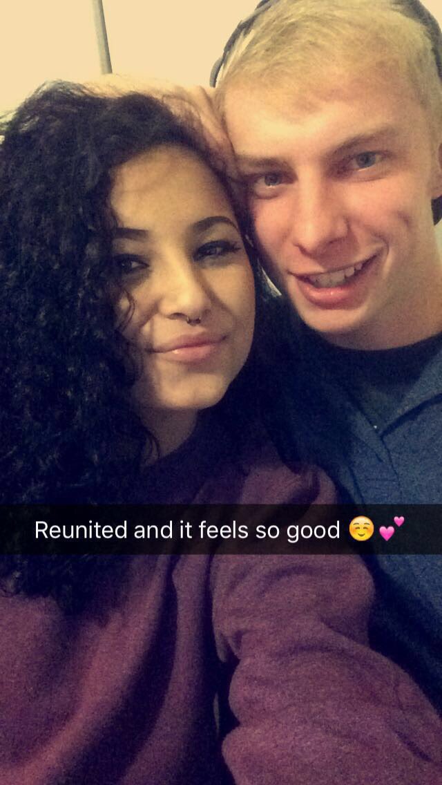 Jenika_akineJ's tweet image. @loganlizard happy birthday to my bff! Love and miss you sooooo much! 💕