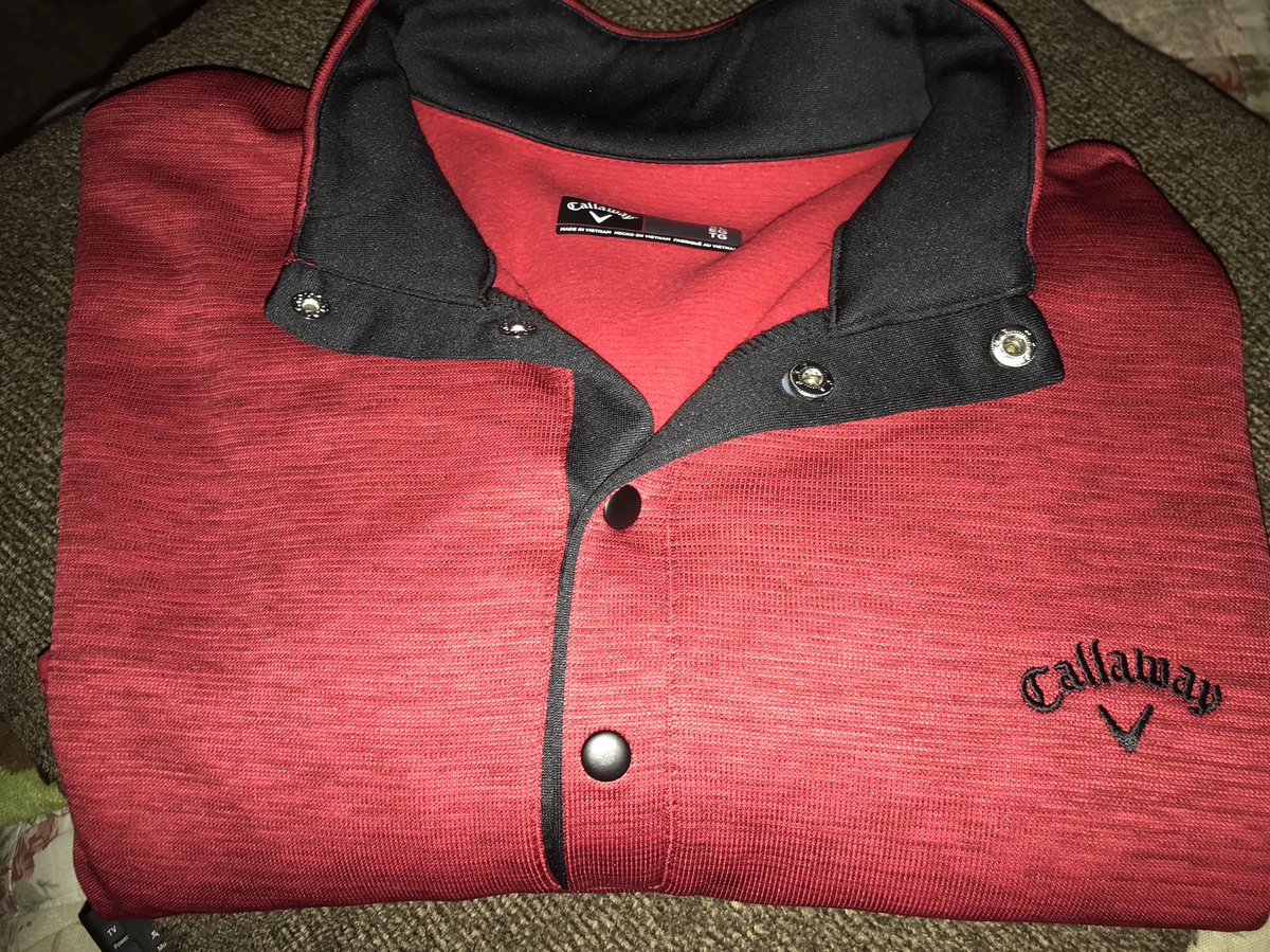 chpar453's tweet photo. As the temps dip picked up this @CallawayGolf #Optitherm pullover. So comfortable. #IwearCallaway https://t.co/MlJTVdDi2d
