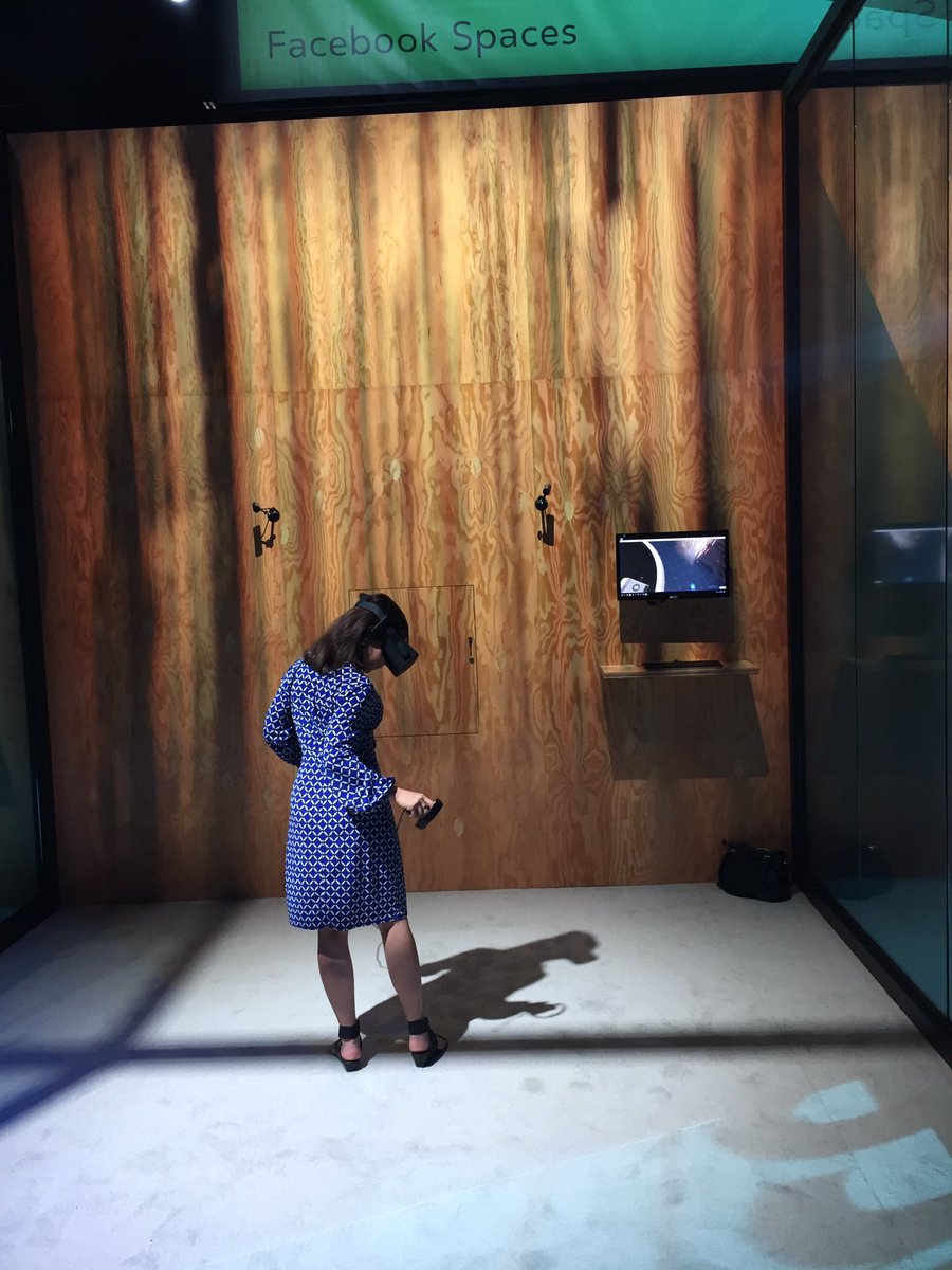 Laura_Canada's tweet photo. #OC4 offered a glimpse into the future via @oculus & #VR leaders. Me & my shadow in @facebook Spaces. Should have been my avatar's! #AdIdea https://t.co/xbGu8ESQ4B
