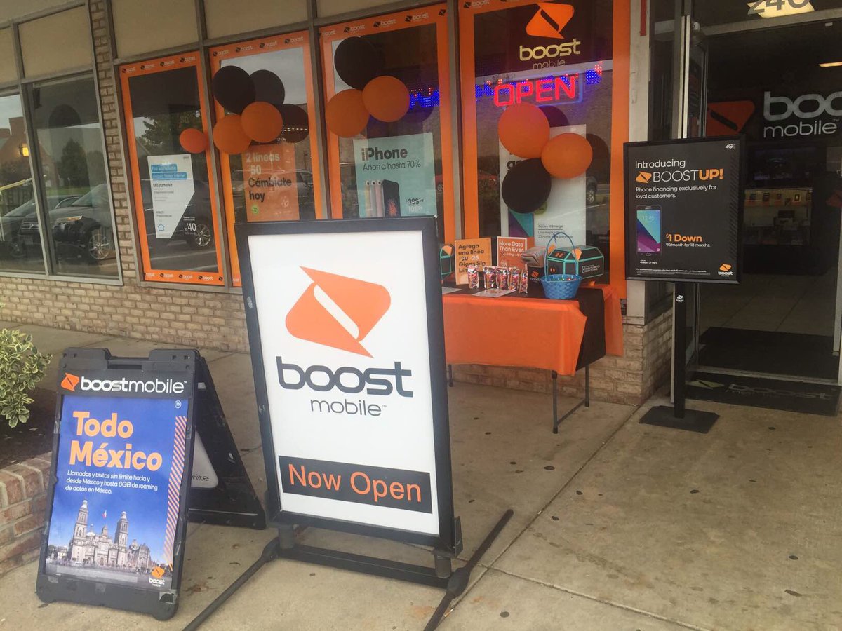 Leesburg_Boost's tweet photo. Visit us at 24c plaza st leesburg VA 20176 for best deals and free phones!!! @SPGmikeSPG @MikeWodzisz https://t.co/tTrUcDUij9