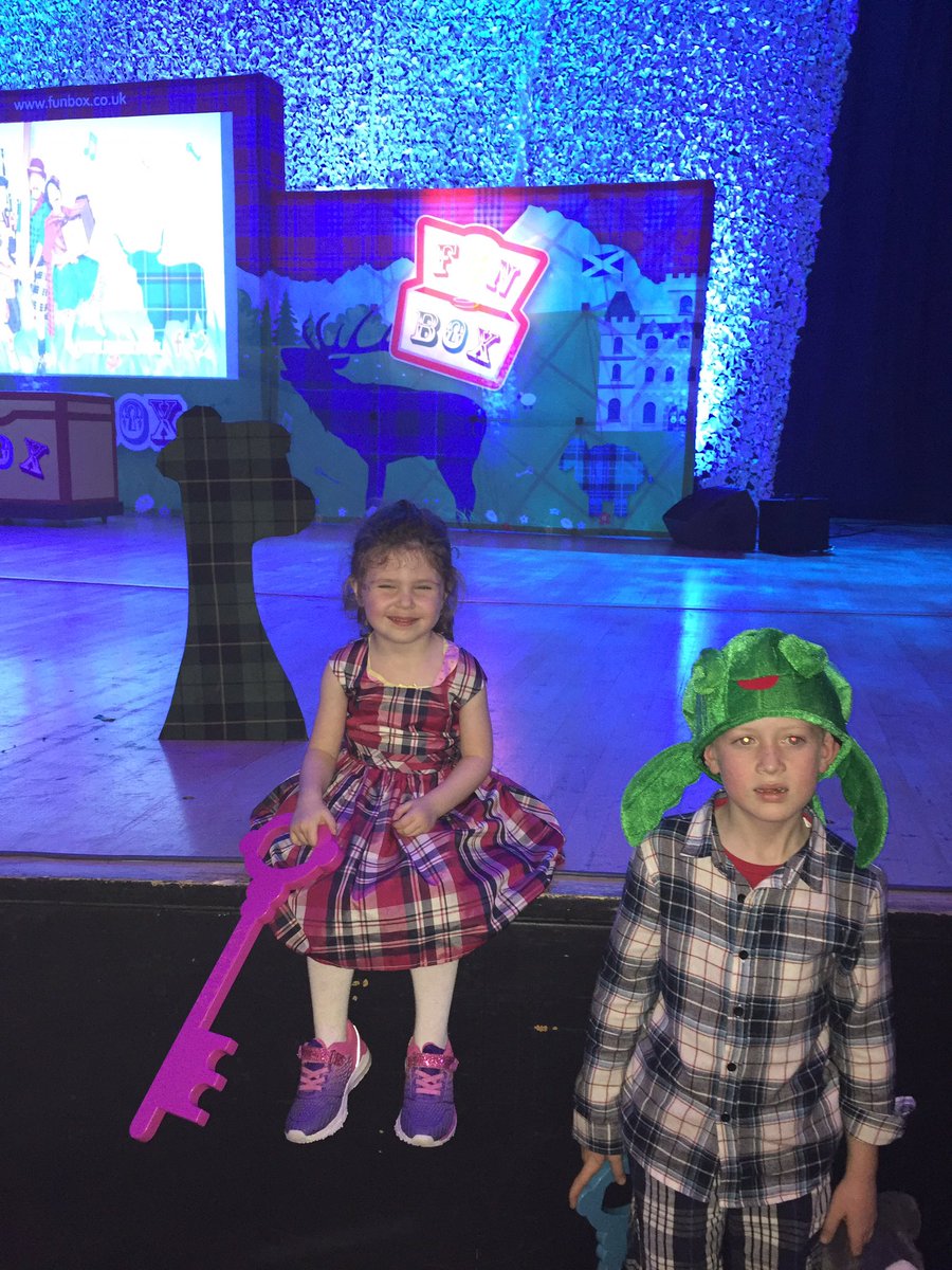 algazz37's tweet photo. Fab wee day #funboxshow https://t.co/YqdMYlJrCk