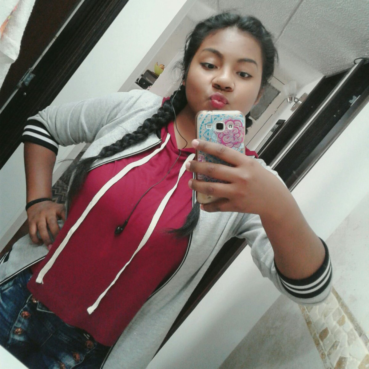NABM08's tweet photo. #NuevaFotoDePerfil
#Colombia
#Instagram
#snapchatad
#FelizDomingo
๐๐๐๐๐ https://t.co/BUtK9p7XeC