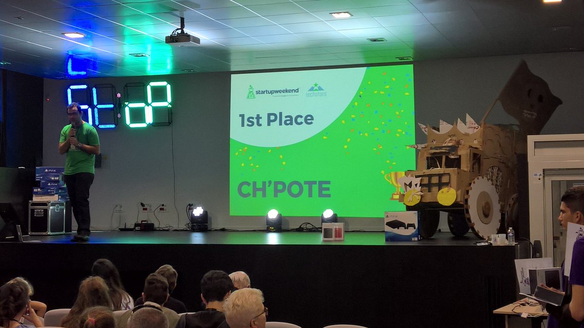 Le premier prix est attribué à #Chpote !!!