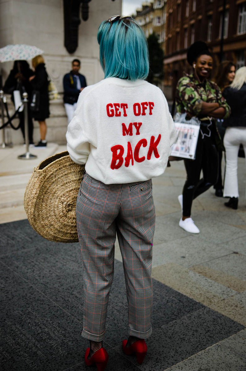 FashionScout's tweet photo. Slogan Sweatshirts made a popular appearance during #FashionScout SS18 

Photography By @bisiemeruwa https://t.co/qtzkq8pF25