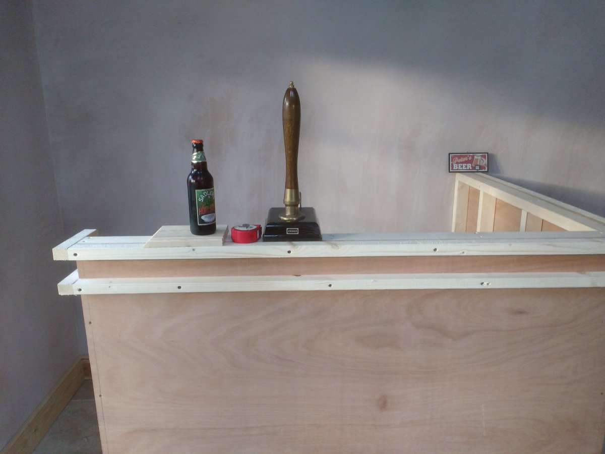 Dodletweet's tweet photo. Our bar is coming together! #Itsadodlebrewery @RealAleChester @Brewloe @ZUSPUS https://t.co/38nC5MmnmO